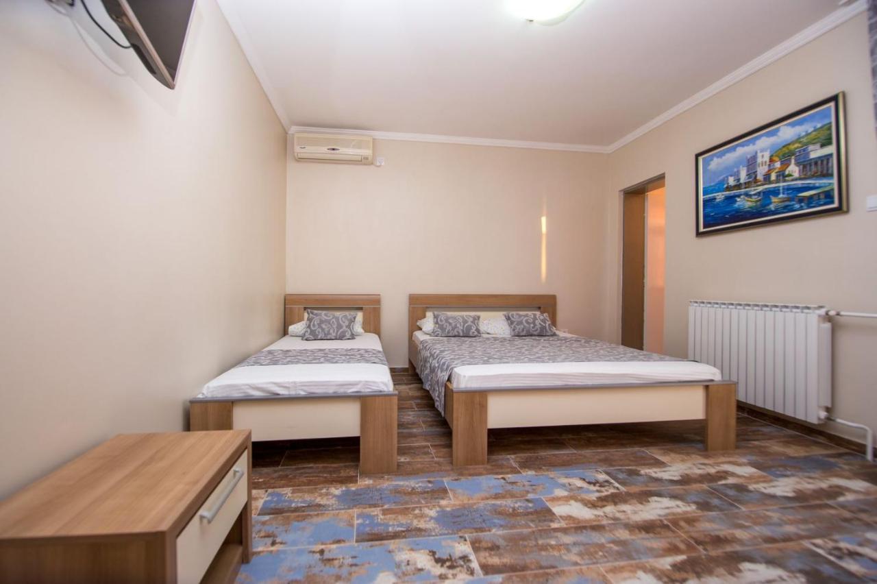Acika Apartments Rafajlovići Exterior foto
